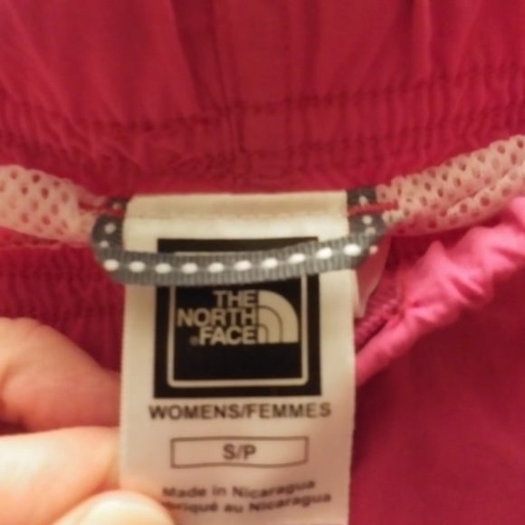 North Face pink shorts - Picture 2 of 2